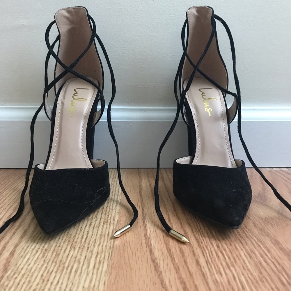 Lulu’s Luna black suede lace-up heel